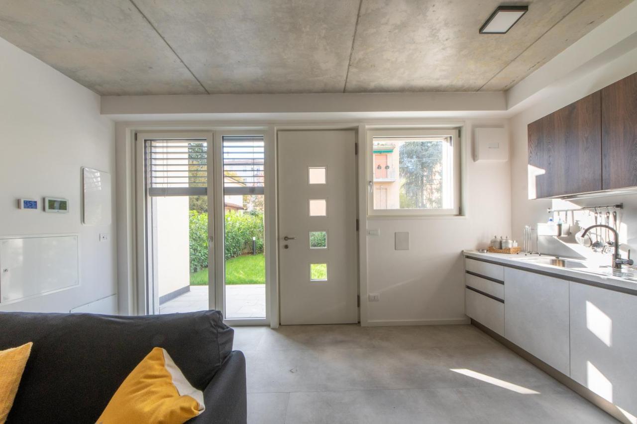 Housmart Toscana 53 White Bologne Extérieur photo